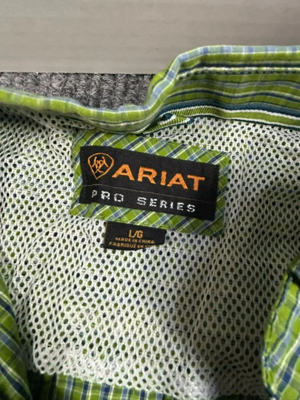 Ariat Pro Series Green Plaid Long Sleeve Button-Down Shirt L/G Mesh Lining Weste - Picture 2 of 9